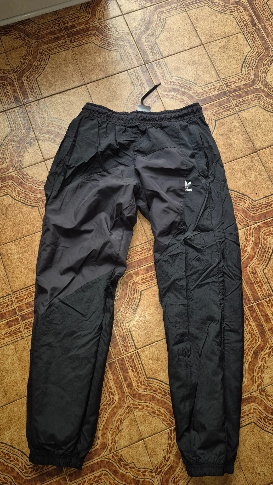 Bas de survêtements – adidas – taille M 2
