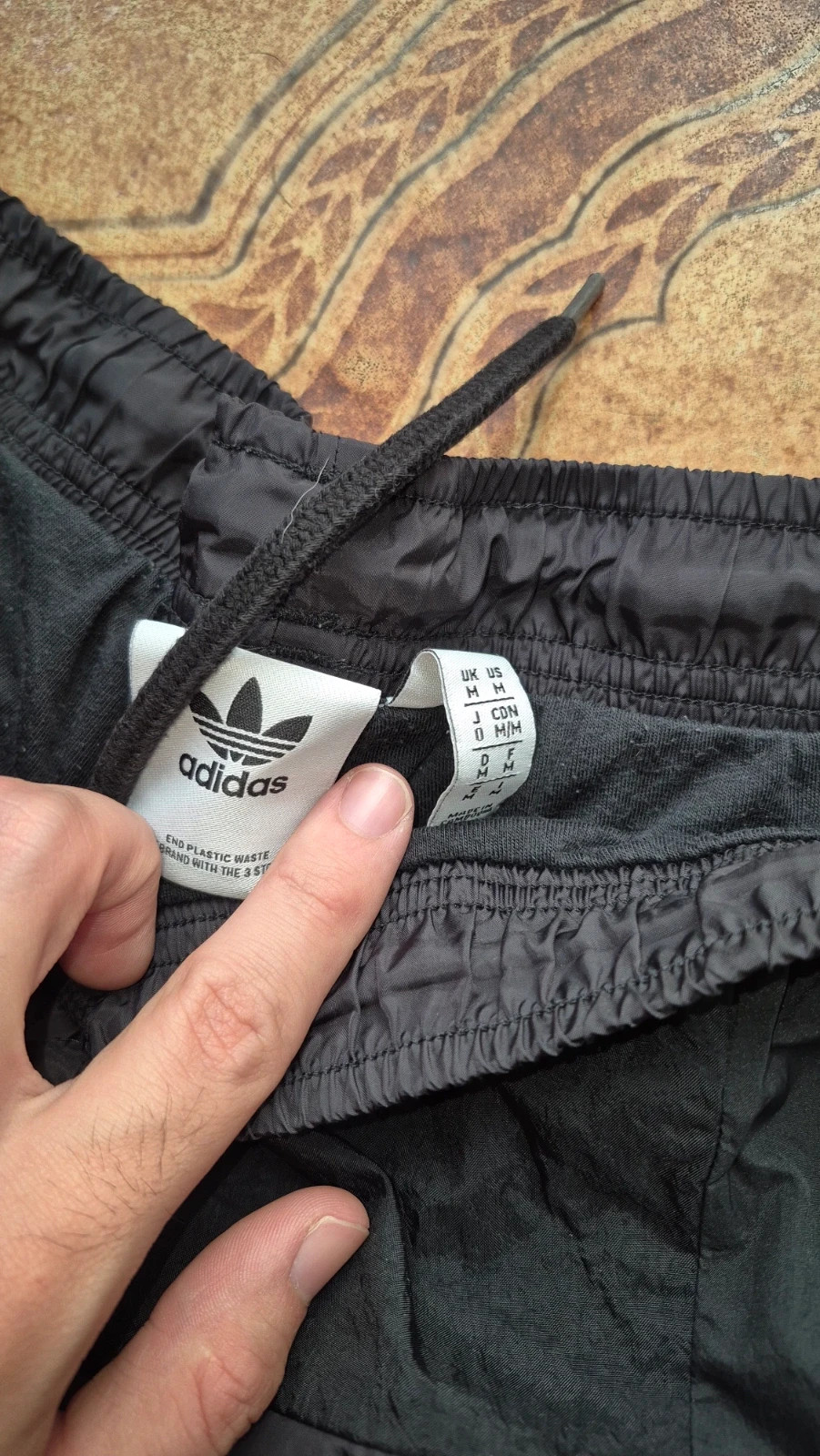 Bas de survêtements – adidas – taille M 4