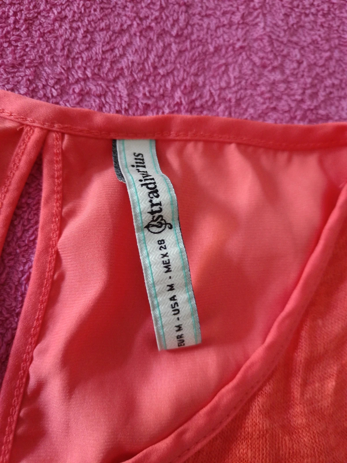 Tres camisetas pequeño lote – Stradivarius – taille S / 36 / 8 2