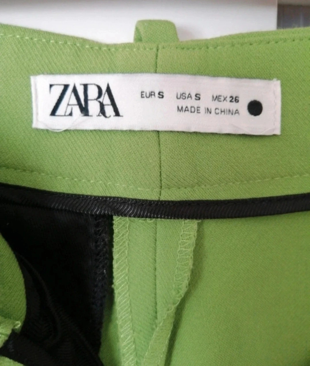Ensemble tailleur vert Zara Veste XS & Pantalon S Porté 1 fois – Zara – taille XS 5