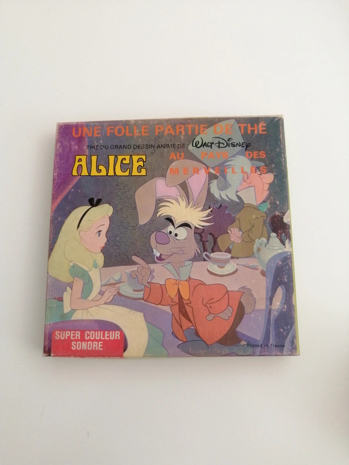 Film Super 8 - Alice au Pays des Merveilles : Une folle partie de thé – super 8 2