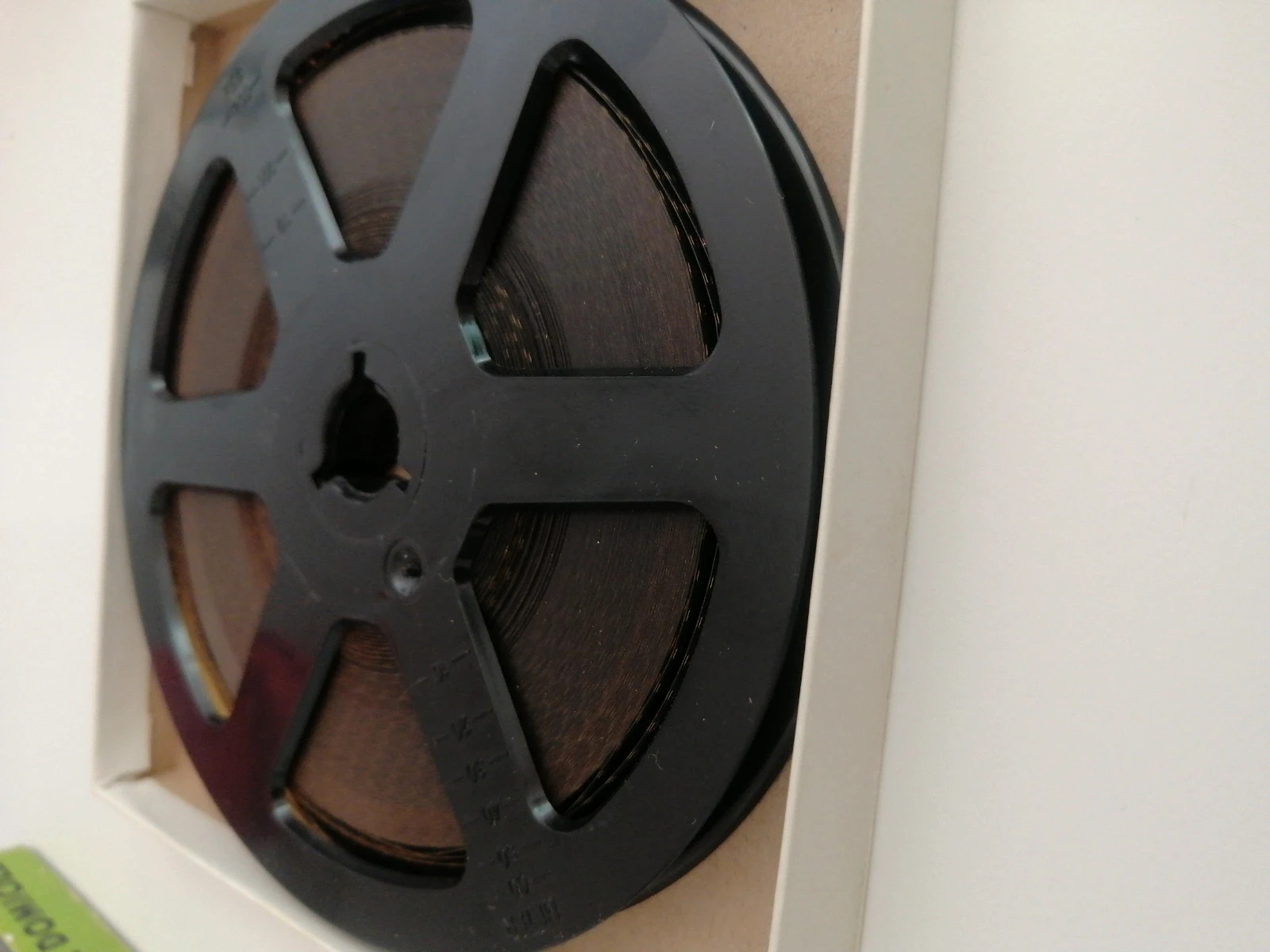 Film Super 8 - Alice au Pays des Merveilles : Une folle partie de thé – super 8 4