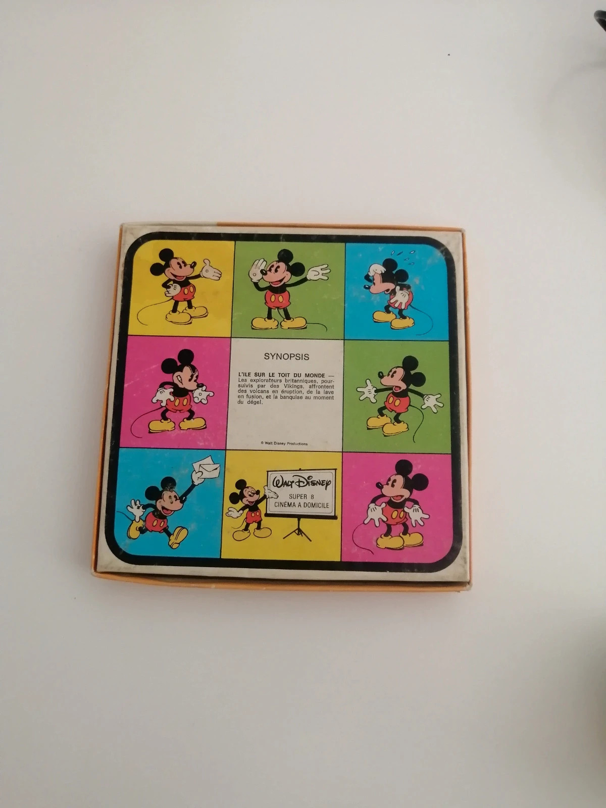 Film Super 8 - L'Île sur le toit du monde Walt Disney Productions 3