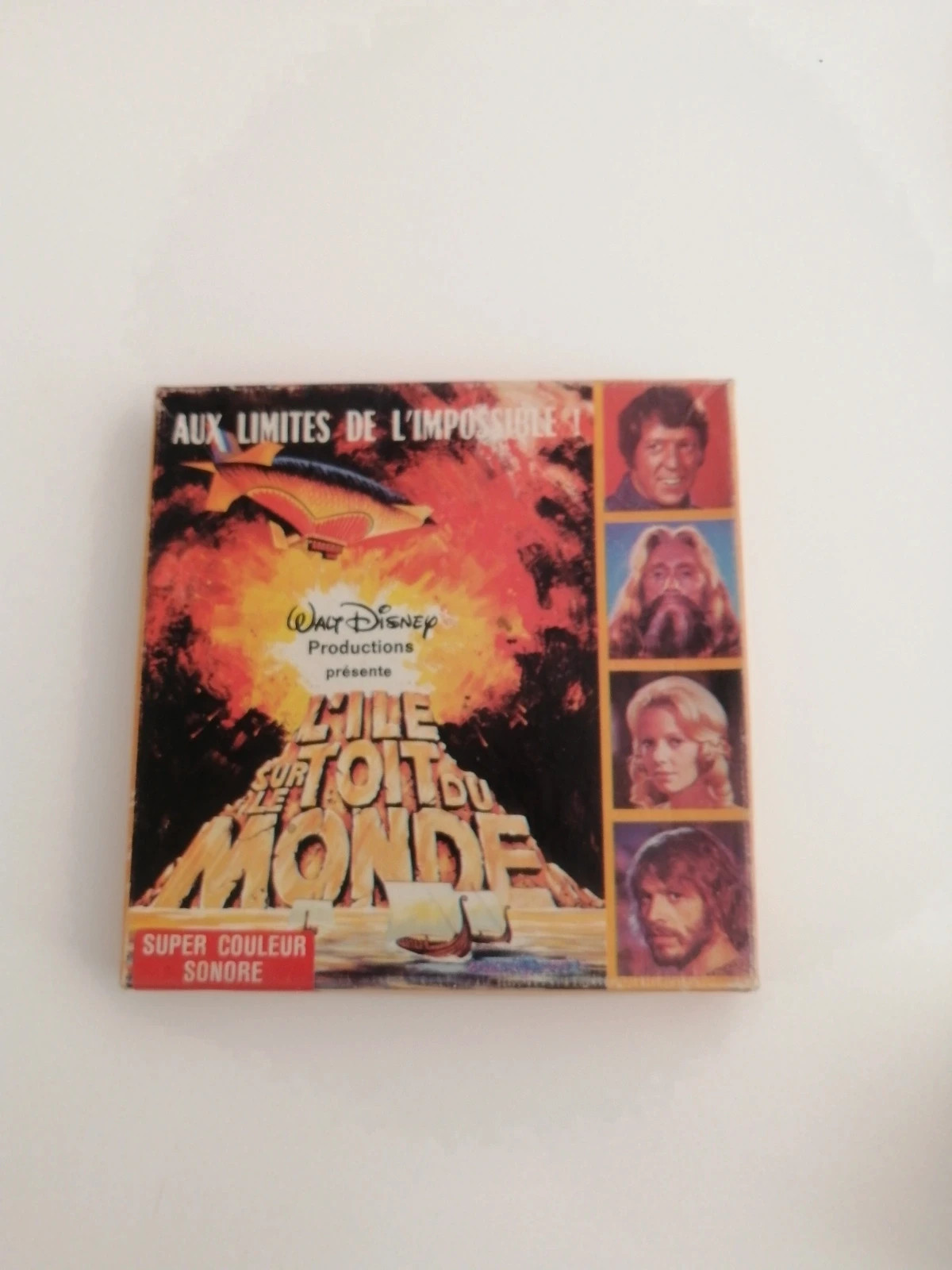 Film Super 8 - L'Île sur le toit du monde Walt Disney Productions 2
