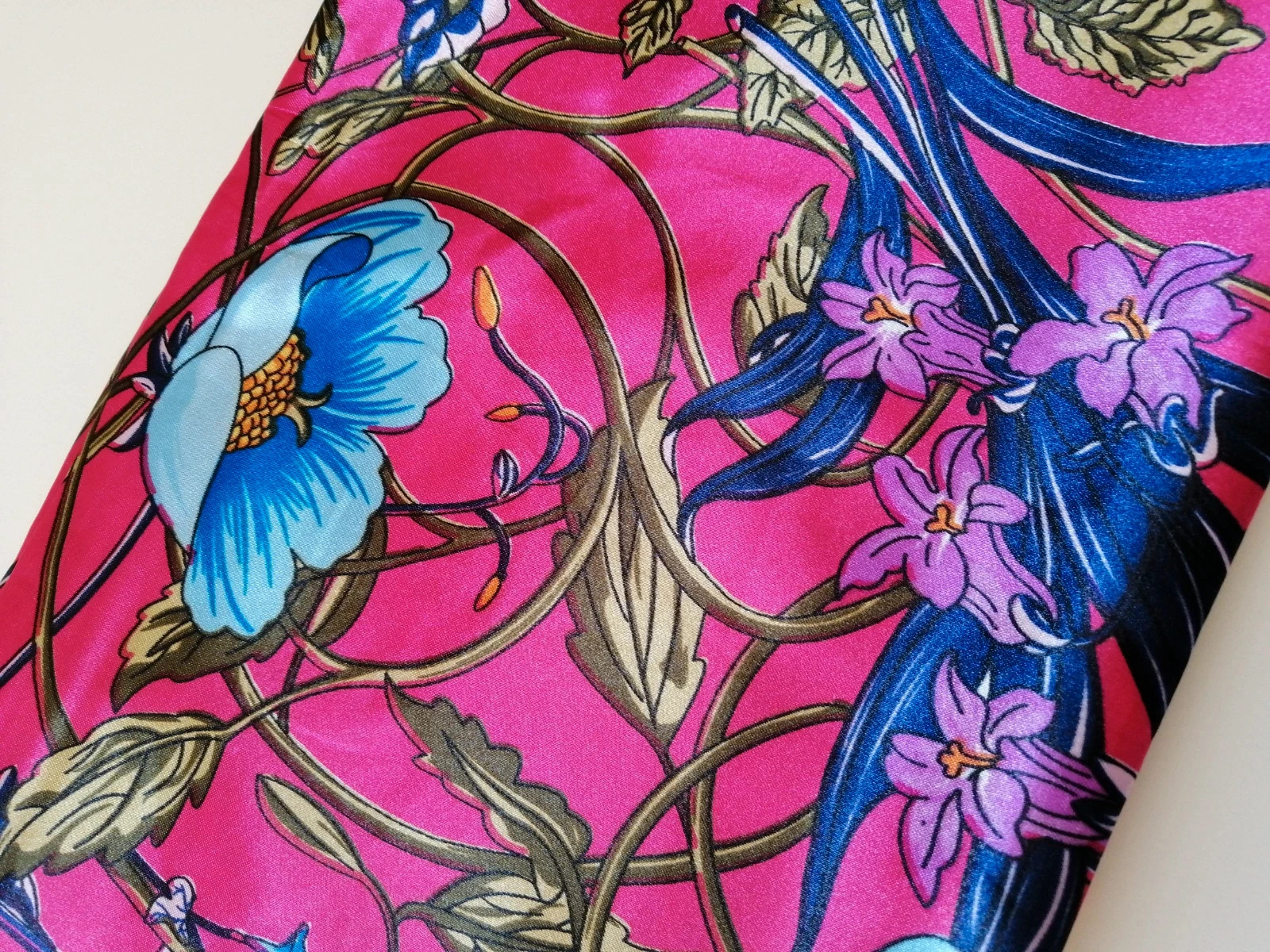 Carré foulard coloré – peone – taille Taille unique 2