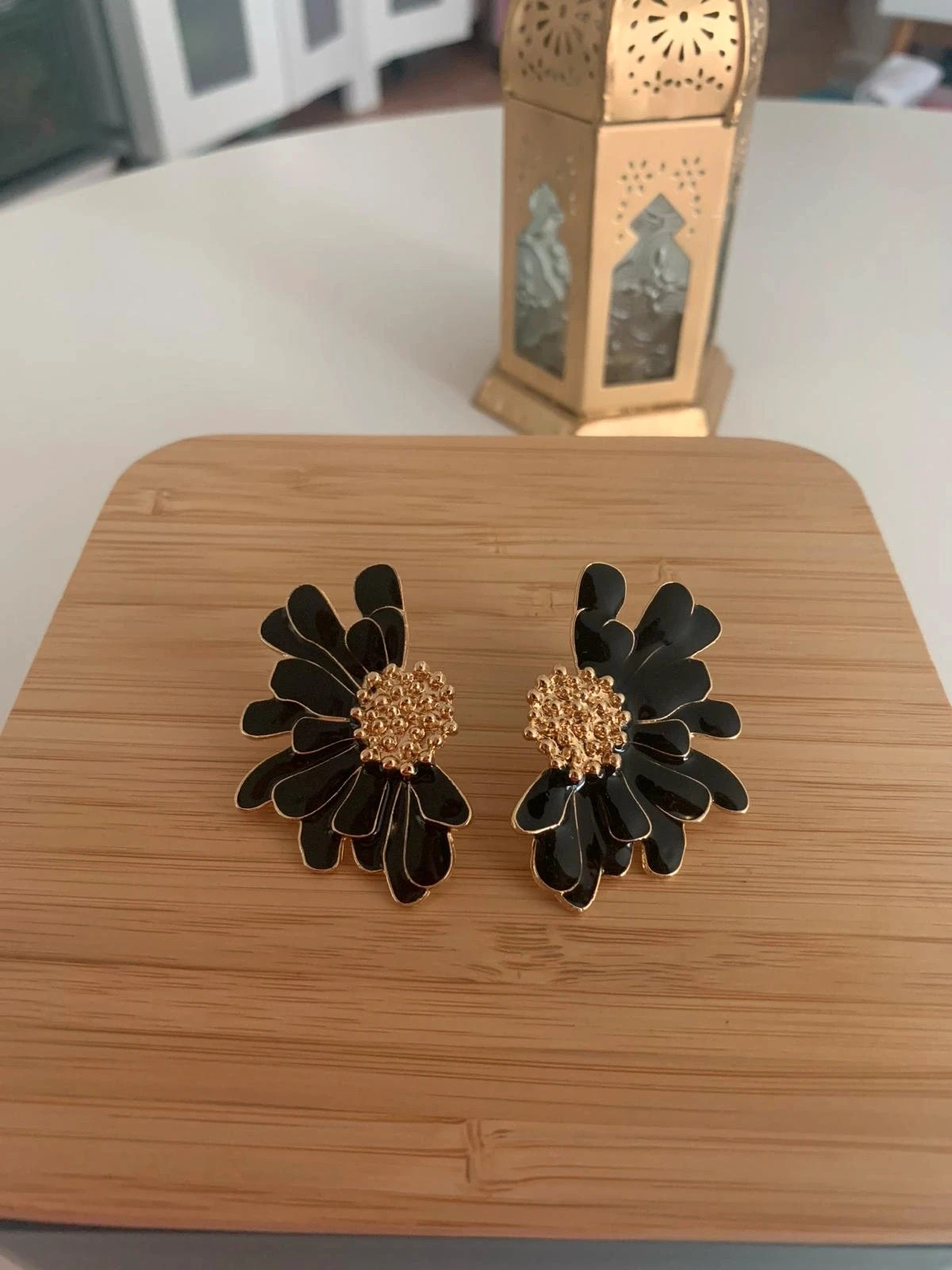 Boucles d'oreilles fleur noire 4