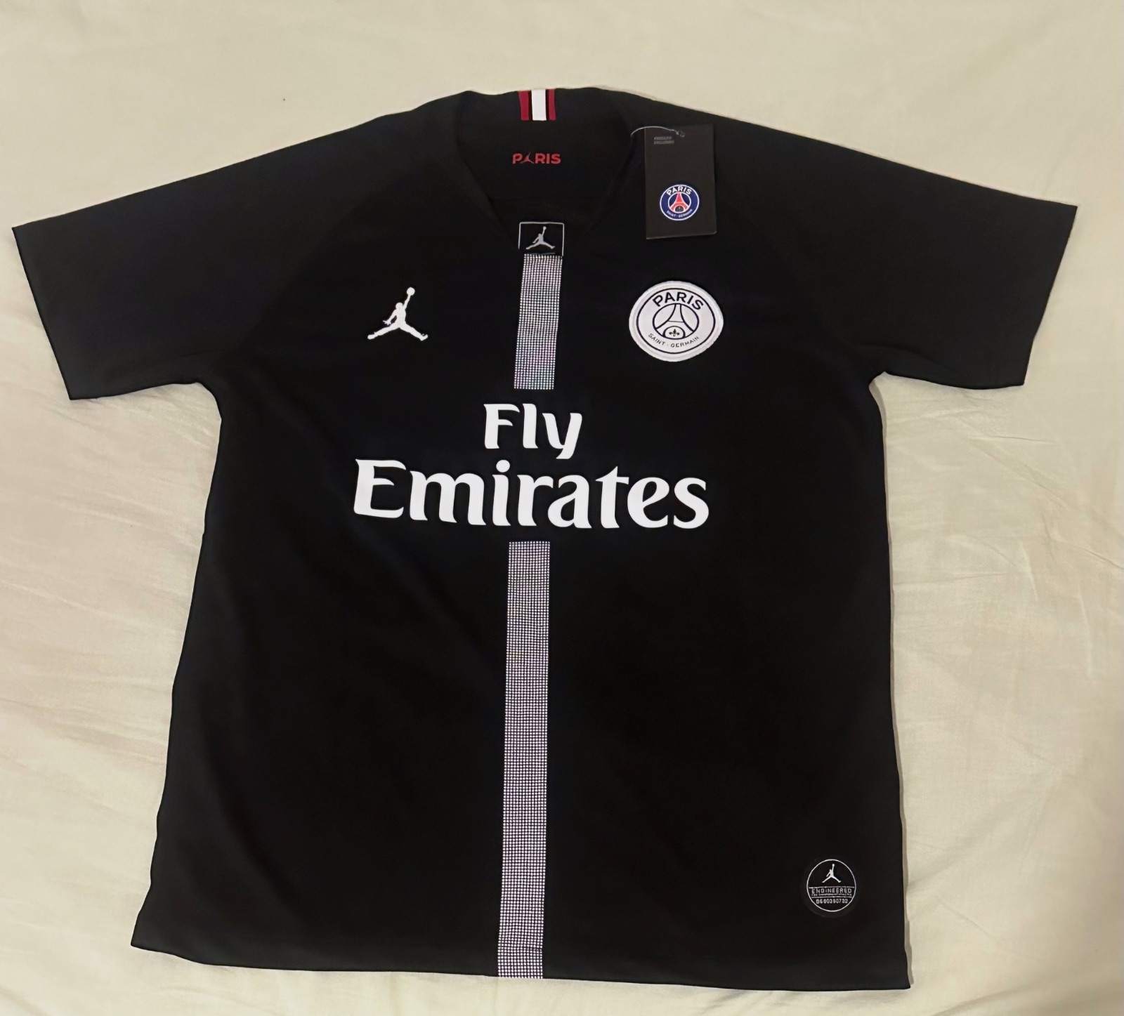 Maillot PSG Neymar – Jordan – taille M 3