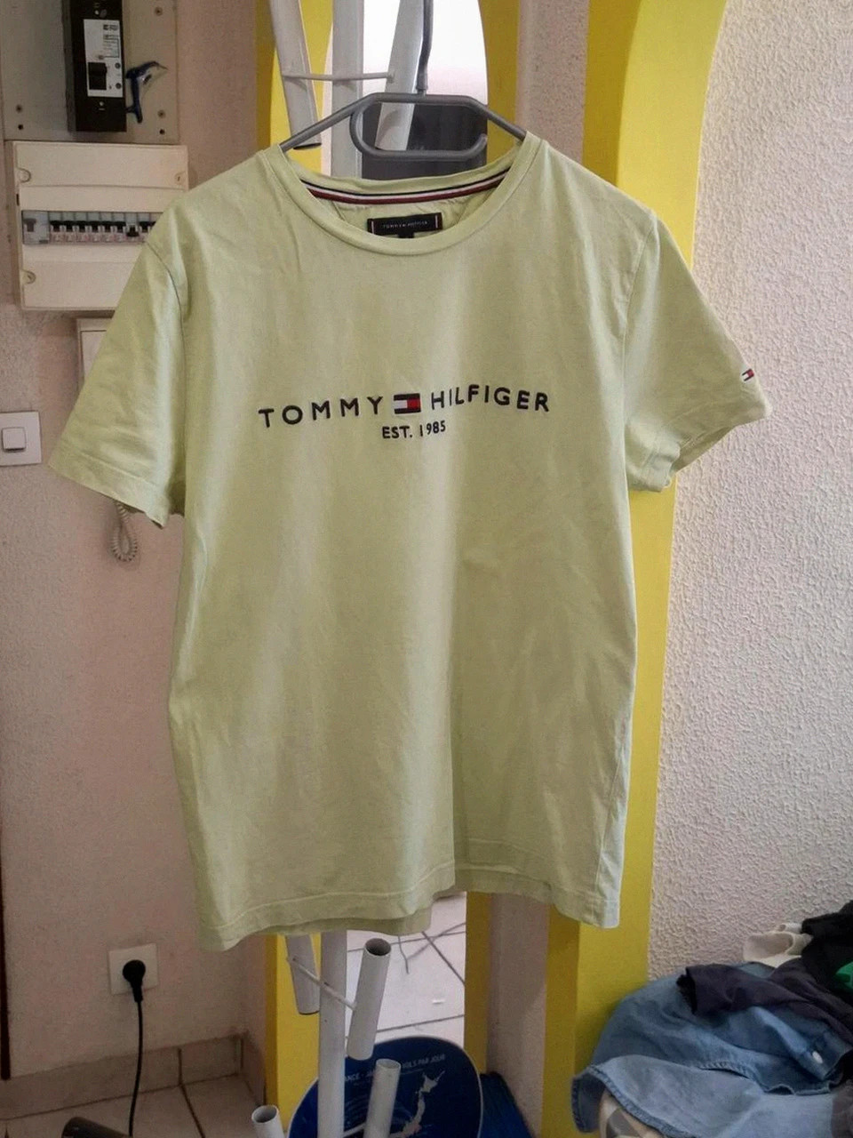 T-shirt Tommy Hilfiger Est. 1985 - Vert Pastel / Anis - Taille M – Tommy Hilfiger – taille M 2