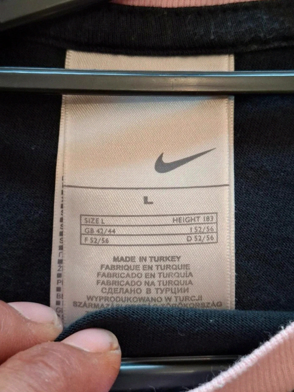 T-shirt Vintage Nike Air Noir & Rose Y2K – Velours Flocage – Taille L – Nike Air – taille L / 40 / 12 4