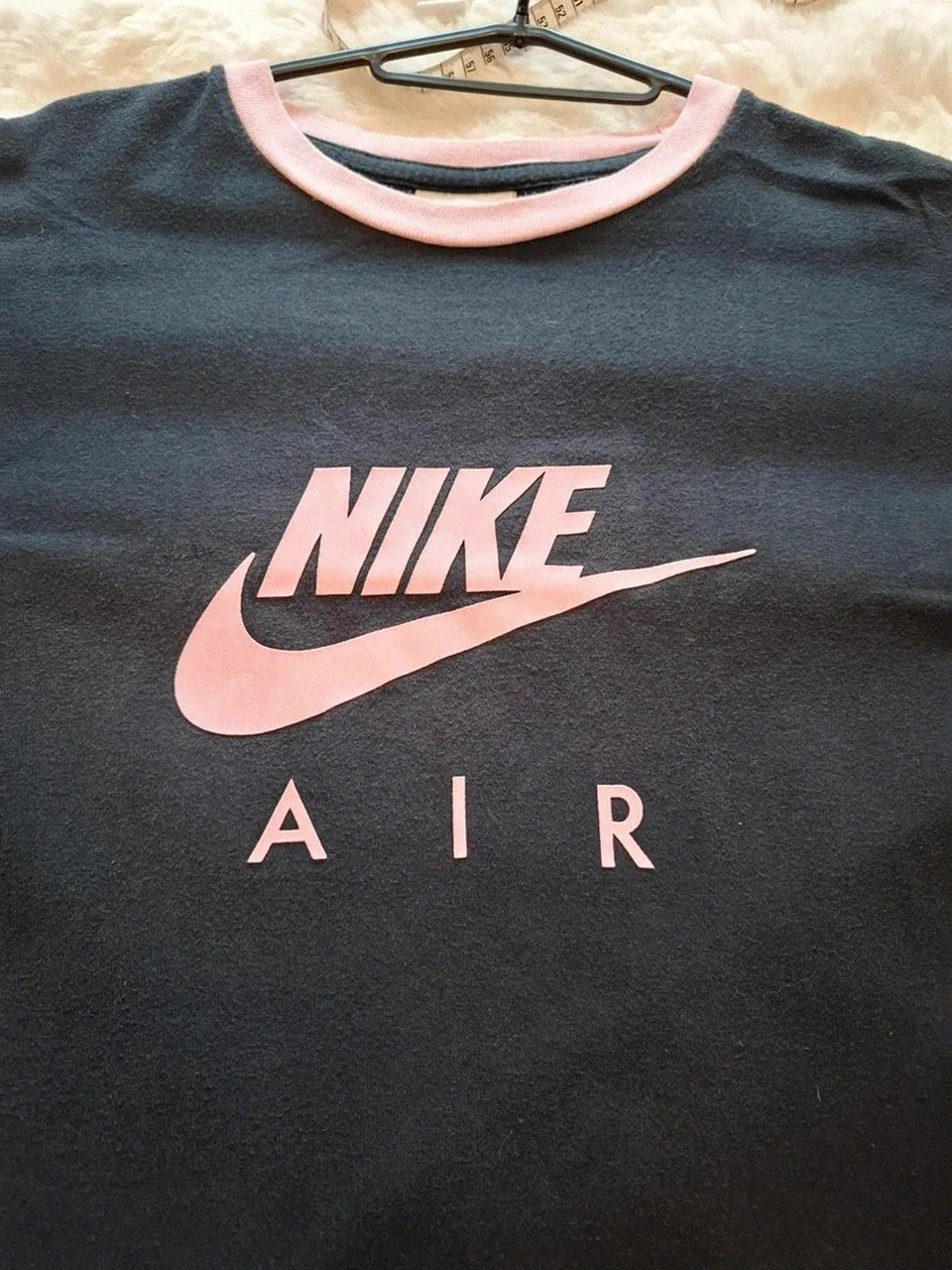 T-shirt Vintage Nike Air Noir & Rose Y2K – Velours Flocage – Taille L – Nike Air – taille L / 40 / 12 3