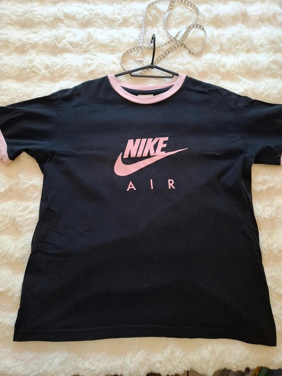 T-shirt Vintage Nike Air Noir & Rose Y2K – Velours Flocage – Taille L