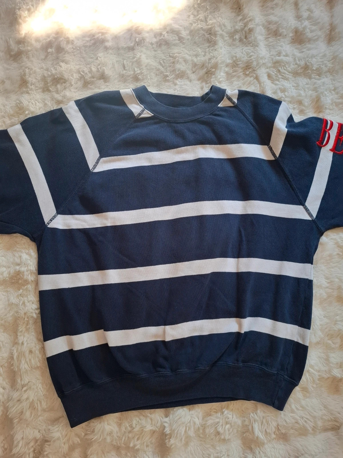Sweat vintage Rugby Benetton - Rayé bleu marine et blanc - Broderie bras - Taille M – Benetton Rugby – taille M 4