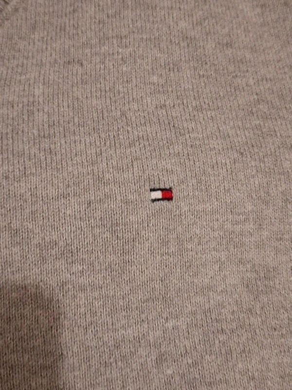 Pull-over Gris Tommy Hilfiger Col V en Cachemire et Coton Taille XS / 14 Ans – Tommy Hilfiger – taille XS 3