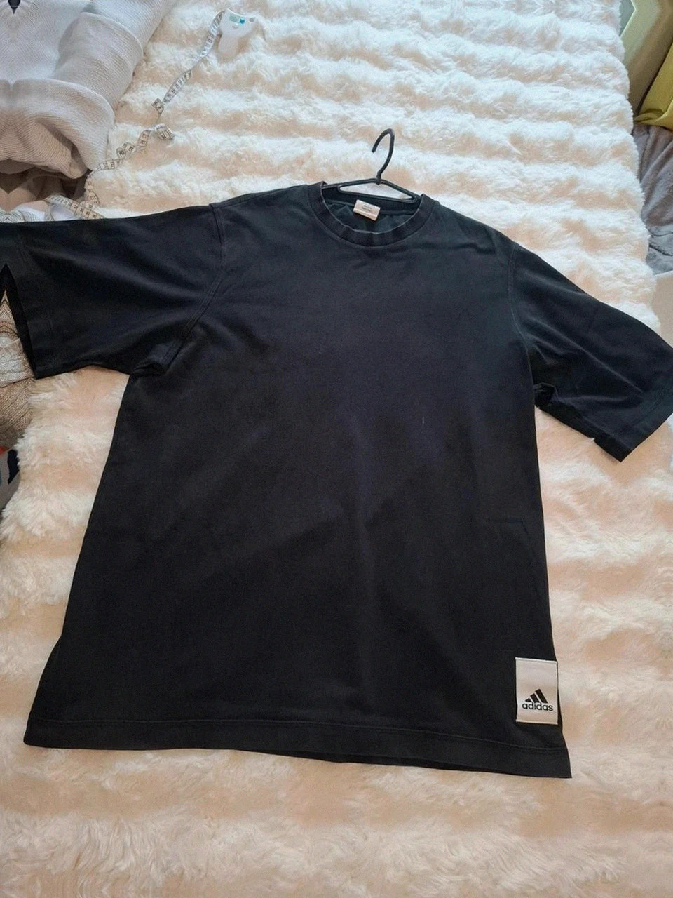 T-shirt noir Adidas épais, messages positifs et graphique - Taille L
