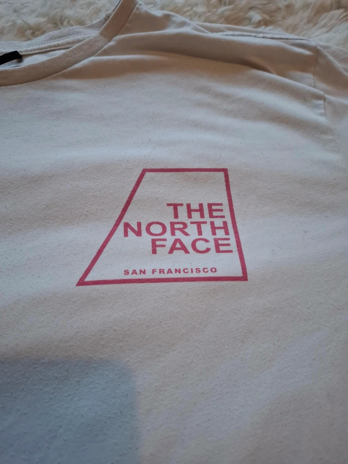 T-shirt blanc The North Face San Francisco logo graphique taille XL – The North Face – taille XL 2
