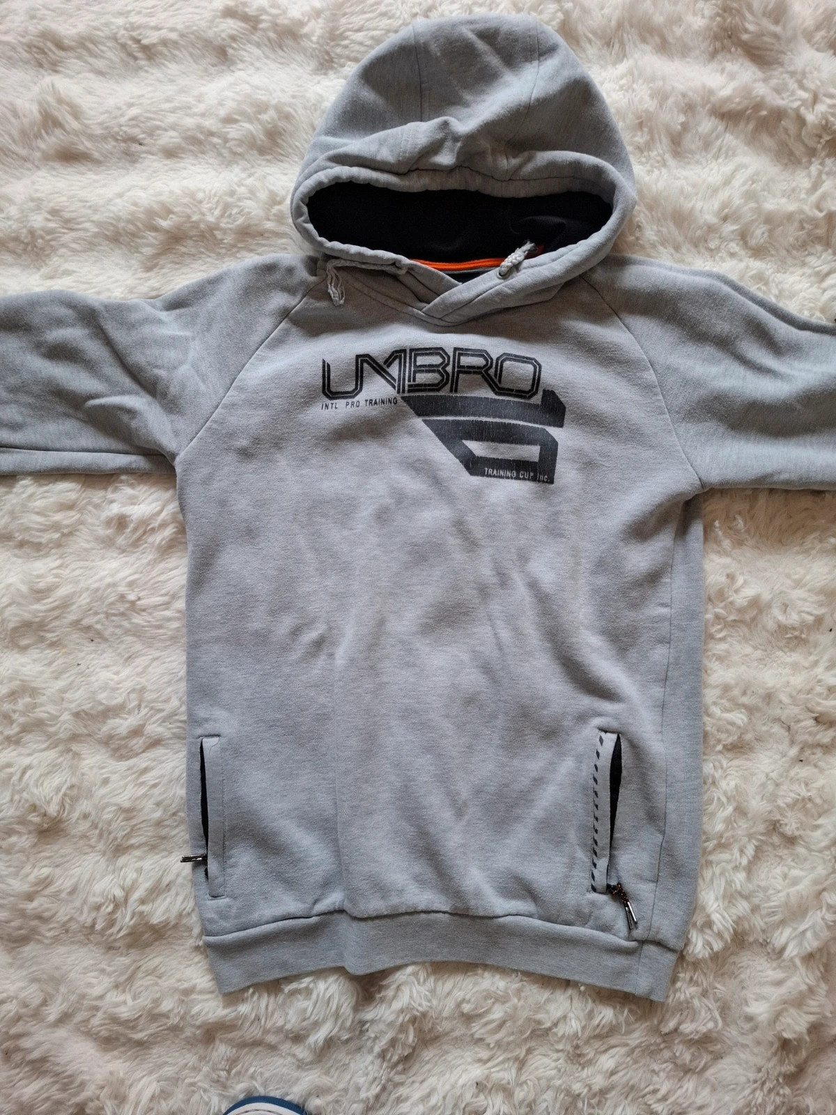 Sweat à capuche Umbro gris chiné sportswear vintage rétro taille 174 cm – Umbro – taille M 5