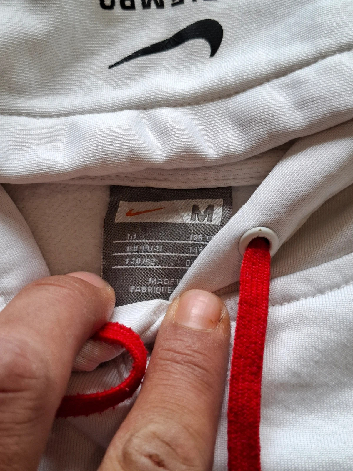Sweat à capuche Nike Tiempo blanc rouge football vintage rétro taille M – Nike – taille M 3