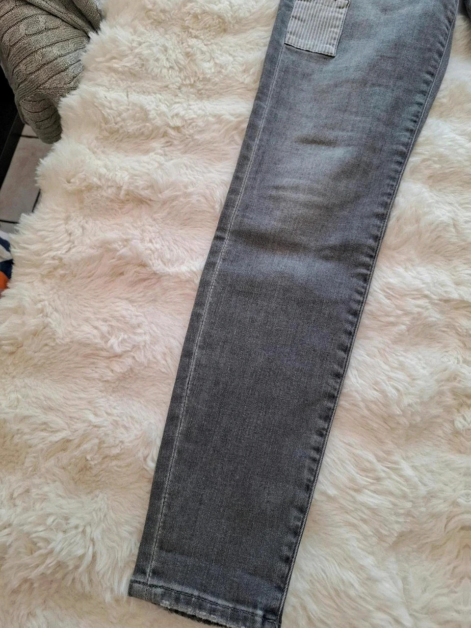 Jean gris à patches coupe slim The Skinny 7 For All Mankind - Taille 25 (Femme) – 7 For All Mankind – taille XS / 34 / 6 3