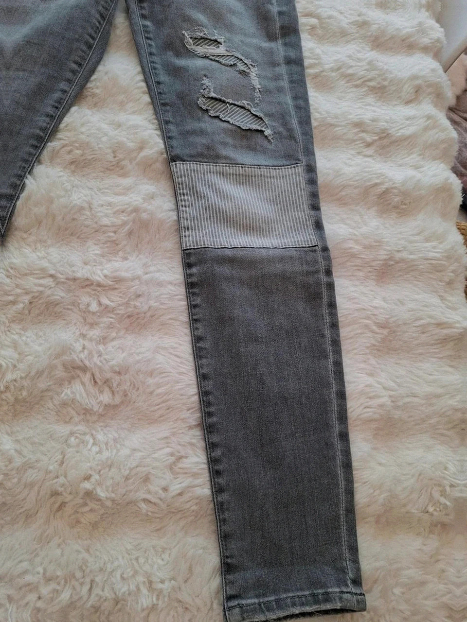 Jean gris à patches coupe slim The Skinny 7 For All Mankind - Taille 25 (Femme) – 7 For All Mankind – taille XS / 34 / 6 2