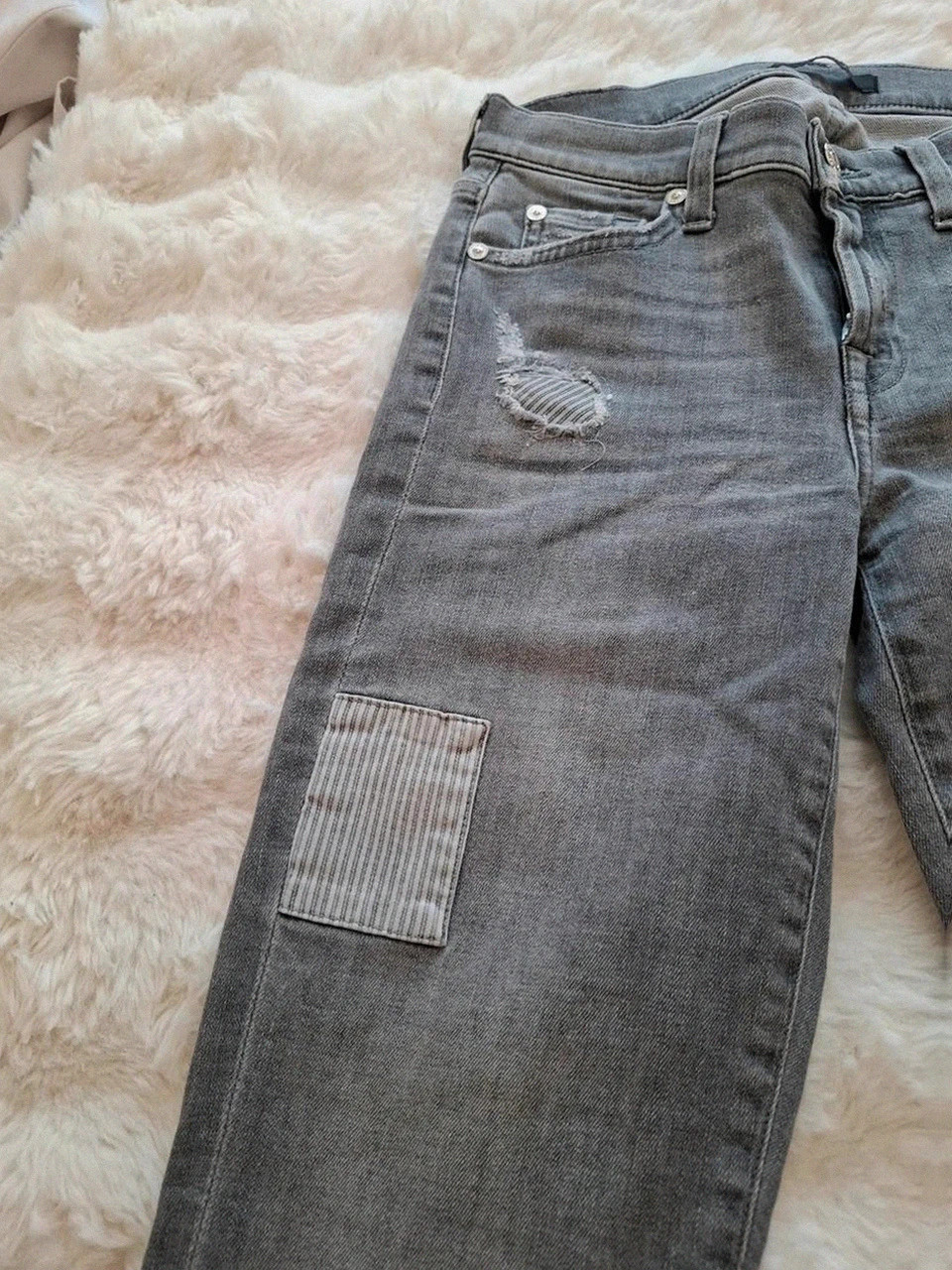 Jean gris à patches coupe slim The Skinny 7 For All Mankind - Taille 25 (Femme) – 7 For All Mankind – taille XS / 34 / 6 5
