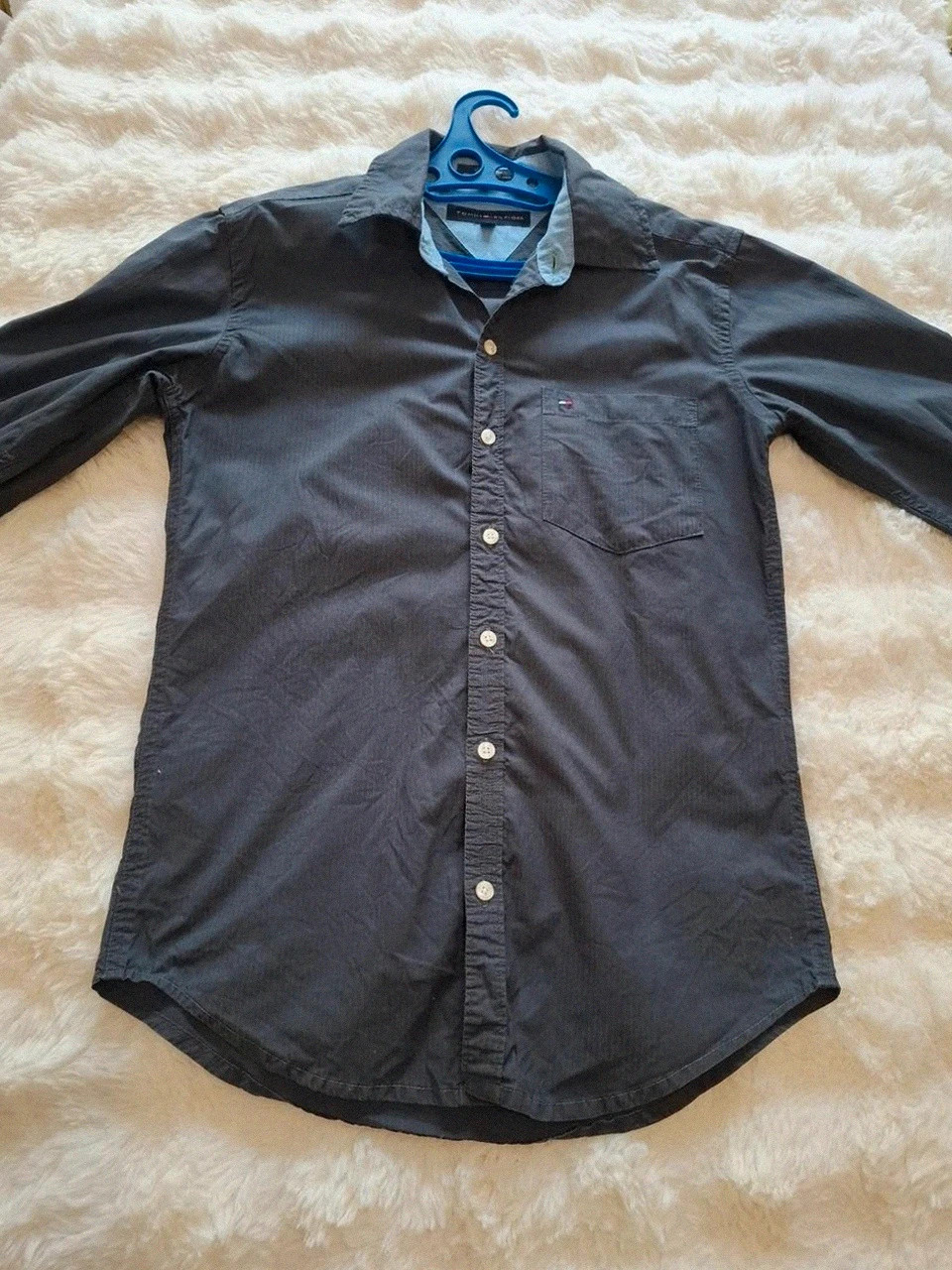Chemise à fines rayures gris foncé / noire Tommy Hilfiger - Taille M (100% Coton) – Tommy Hilfiger – taille M 2