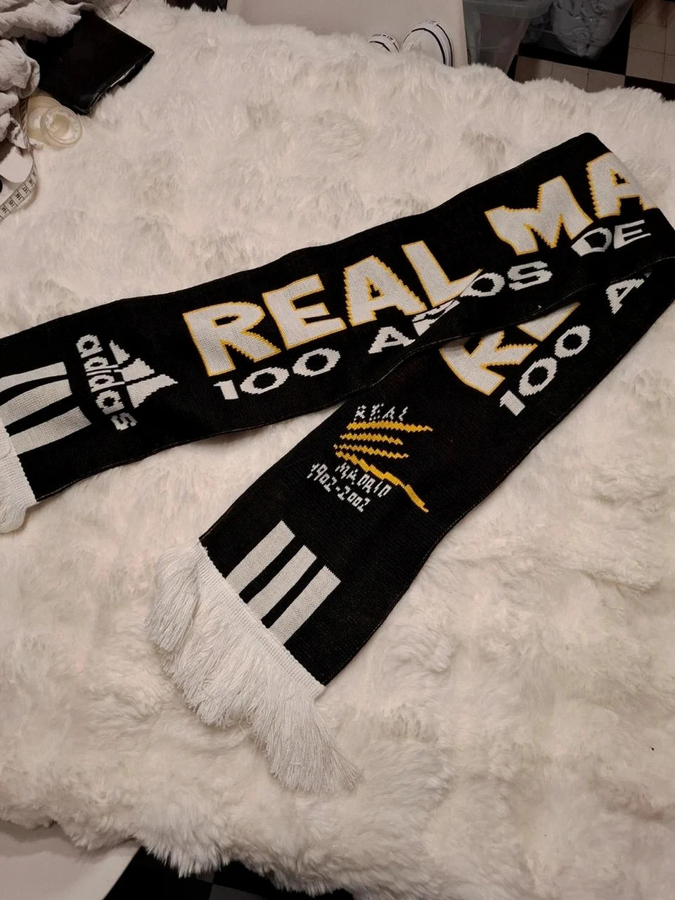 Écharpe Officielle Collector Adidas Real Madrid – Centenaire (1902-2002)