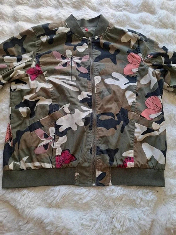 Camouflage Léger Bomber & Papillons Rose / Kaki T.M (Sans Étiquette) – taille M / 38 / 10 3