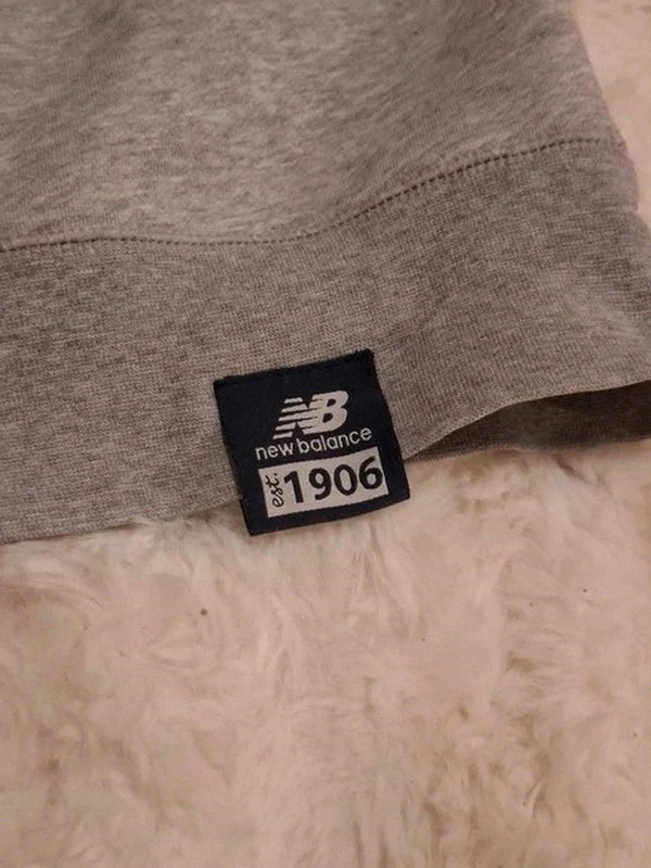New Balance Sweat-shirt 1906 Gris Chiné T.M – New Balance – taille M 4