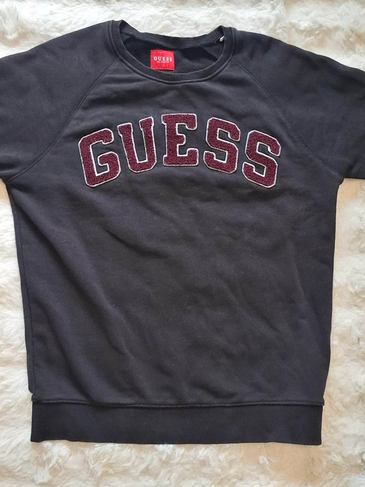 Sweat Guess noir logo brodé relief col rond taille M loose streetwear – GUESS – taille M / 38 / 10 4