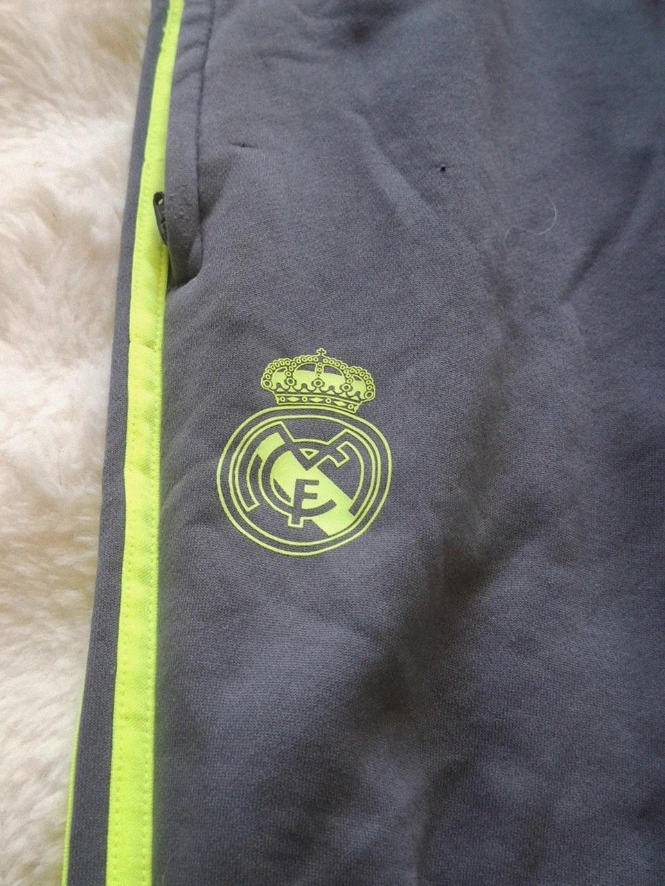 Pantalon Adidas de Survêtement Gris / Jaune Real Madrid Climacool T.M – adidas – taille M 2