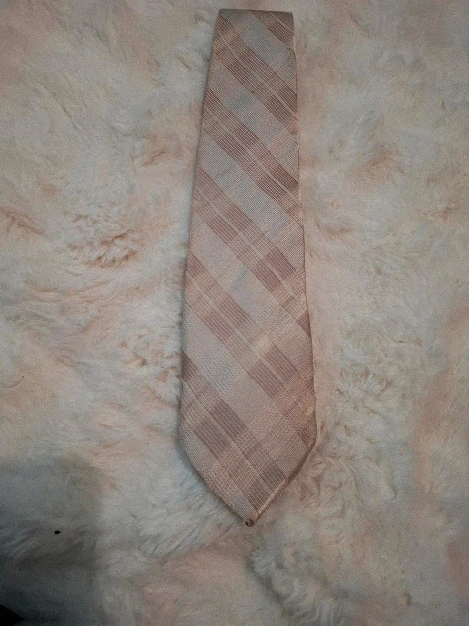 Cravate Vintage Pierre Cardin Paris Beige et Blanc Cassé à Carreaux Soie