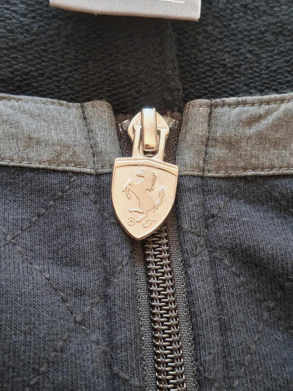Sweat Zippé / Veste de Survêtement Noir Puma Ferrari T.M (38/40) – Puma x Ferrari – taille M / 38 / 10 5