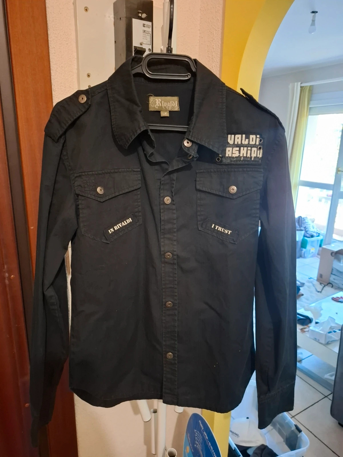 Surchemise / Chemise Noire Épaisse Rétro Y2K "Rivaldi" Brodé Dos T.M