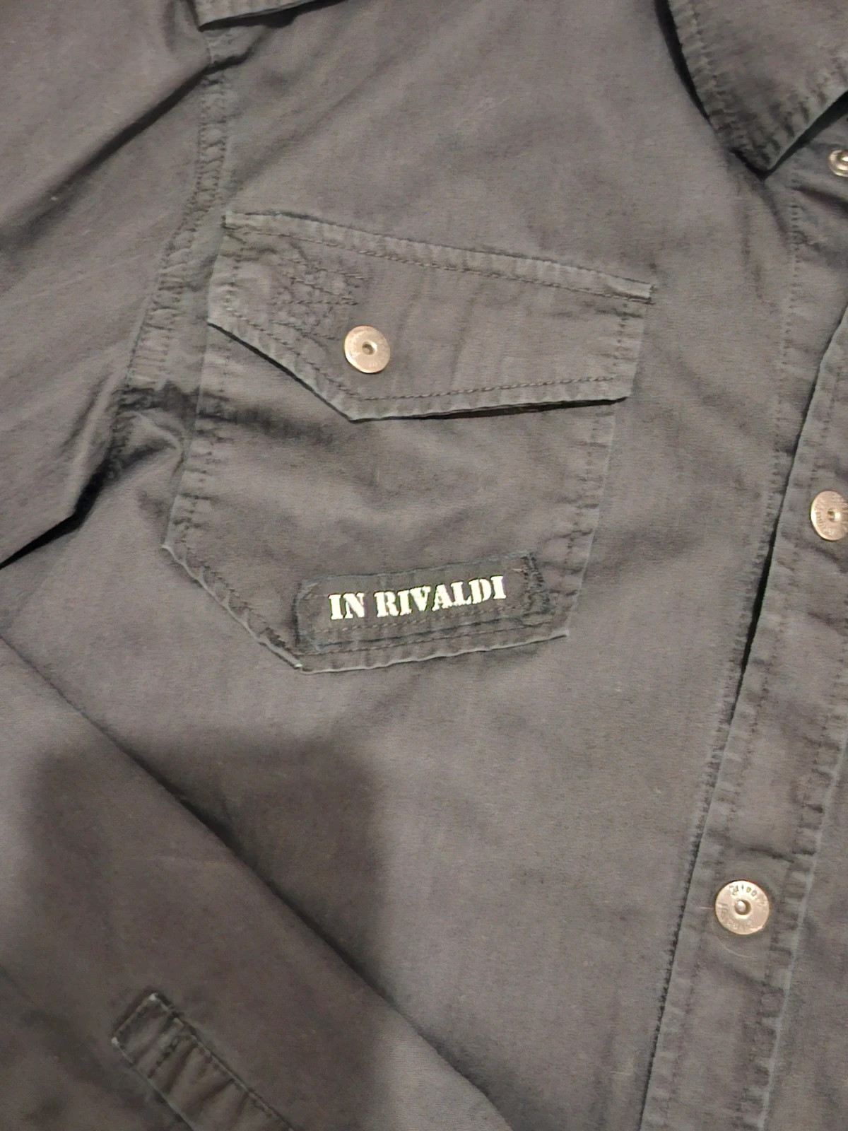 Surchemise / Chemise Noire Épaisse Rétro Y2K "Rivaldi" Brodé Dos T.M – Rivaldi – taille M 5