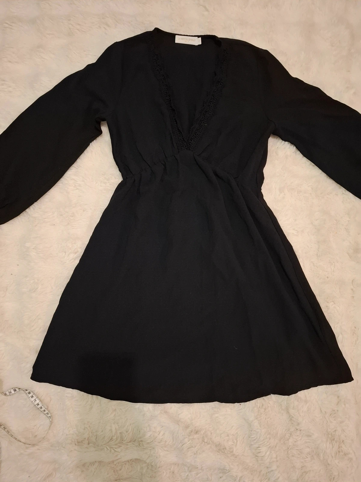 Robe Noire Manches Longues Dentelle et Boutons "La Petite Étoile" T.2 / M – La petite étoile – taille M / 38 / 10 5