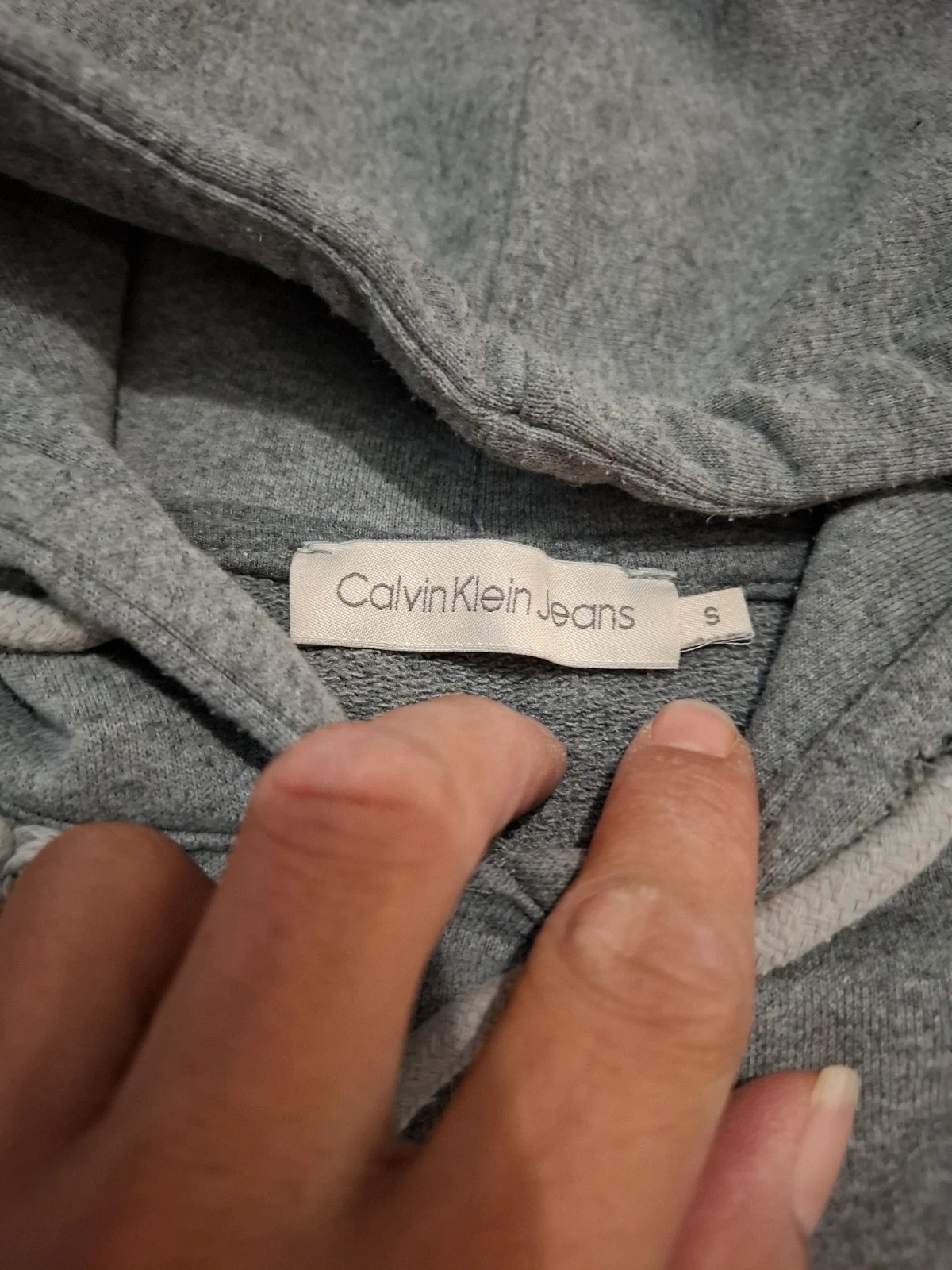 Sweat à Capuche / Hoodie Gris Chiné "Calvin Klein Jeans" Grand Logo T.S / S – Calvin Klein Jeans – taille S 3