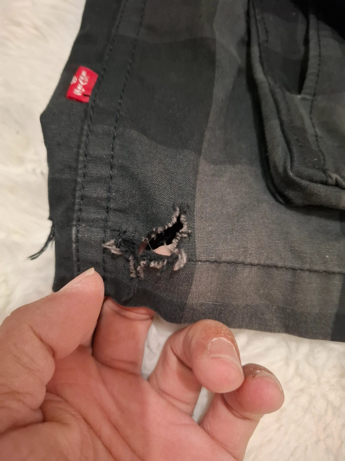 Surchemise / Veste à Carreaux "Levi's" Noir et Gris T.L (Défauts) – Levi Strauss & Co. – taille L 4