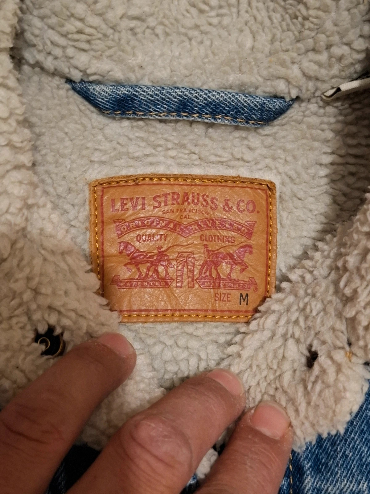 Veste en Jean / Blouson Doublé Sherpa "Levi's" Classic Trucker Bleu T.M – Levi's – taille M / 38 / 10 3