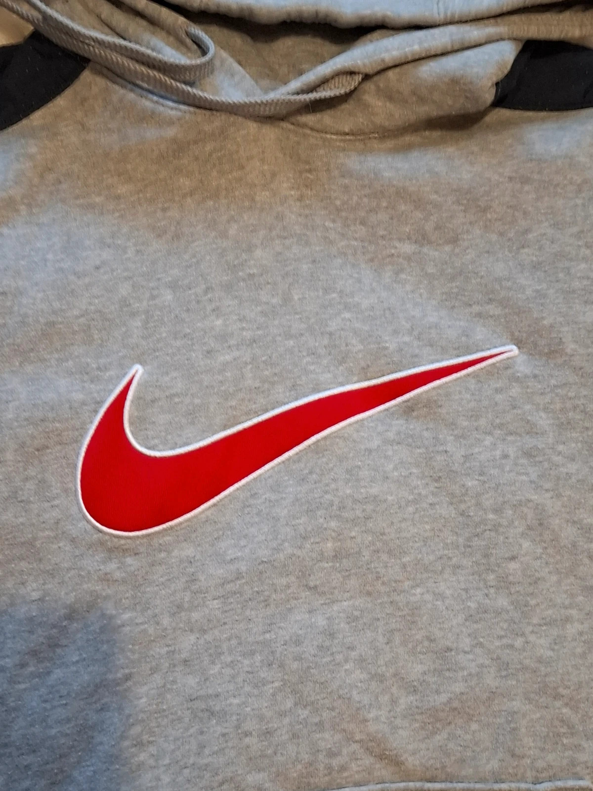 Sweat à Capuche Gris Chiné et Rouge "Nike" T.XS / S – Nike – taille XS 3