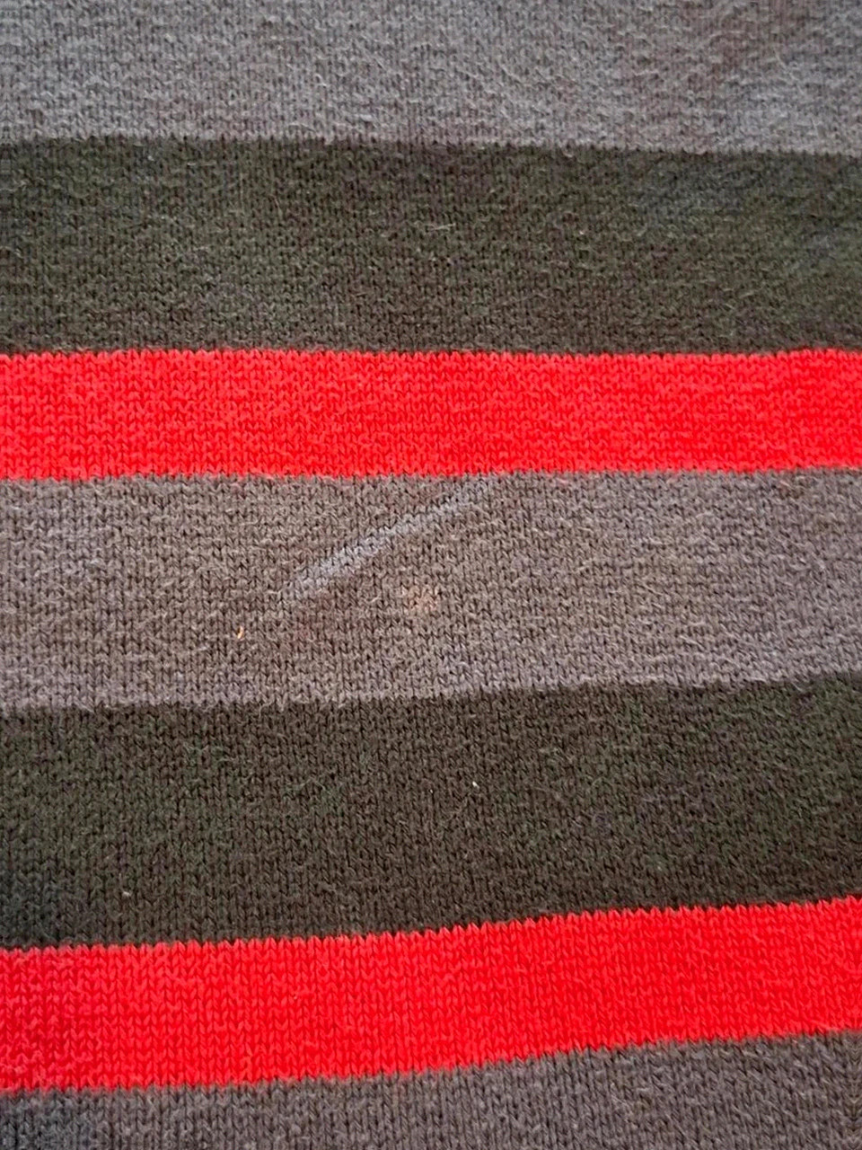 Pull-over Kaora Ethnic Rugby Noir et Rouge T.XL (5) – taille XL 3