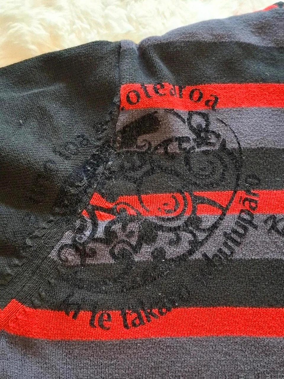 Pull-over Kaora Ethnic Rugby Noir et Rouge T.XL (5) – taille XL 4