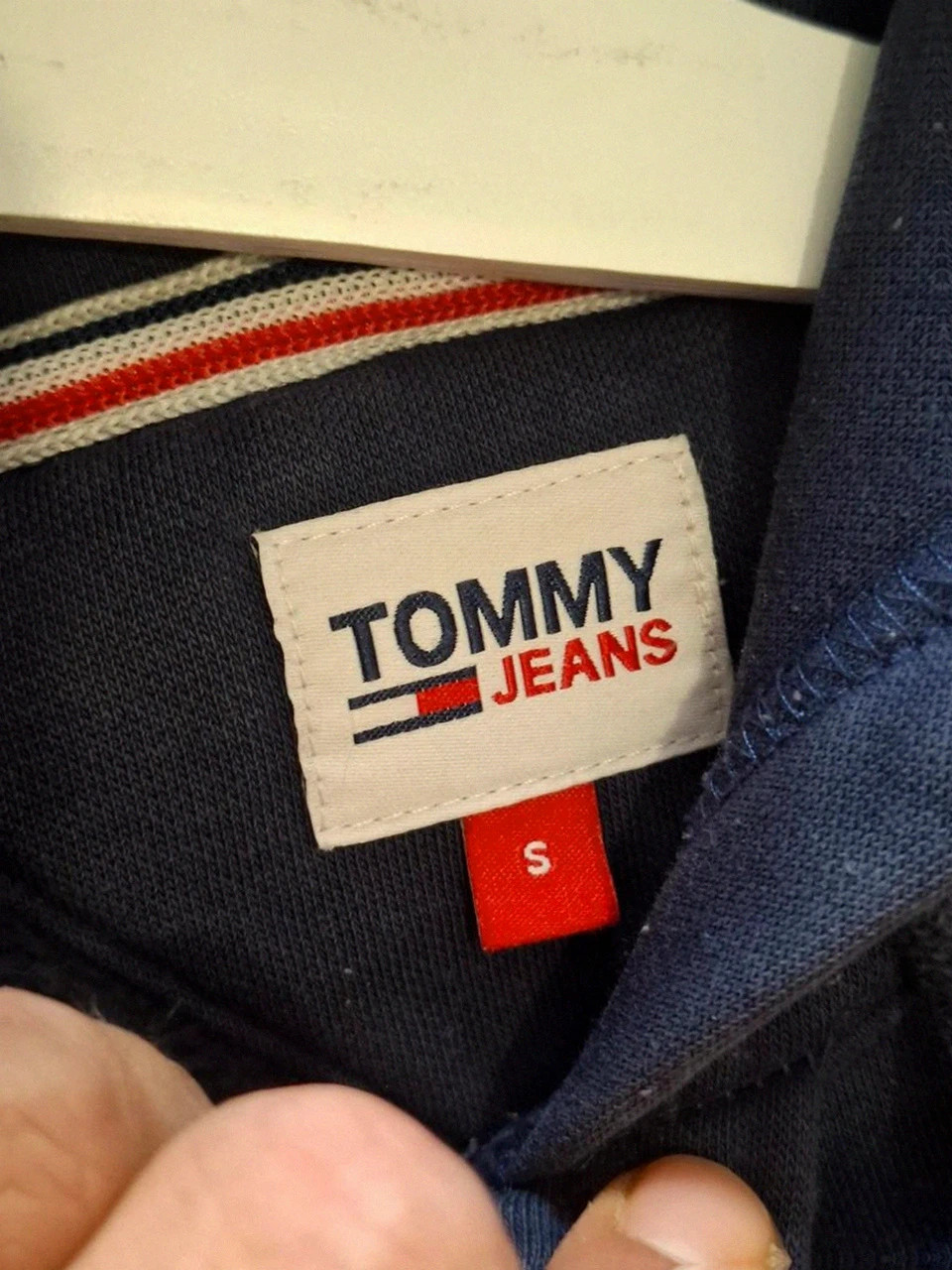 Hoodie Bleu Marine Tommy Jeans T.S (36) – Tommy Hilfiger – taille S / 36 / 8 5