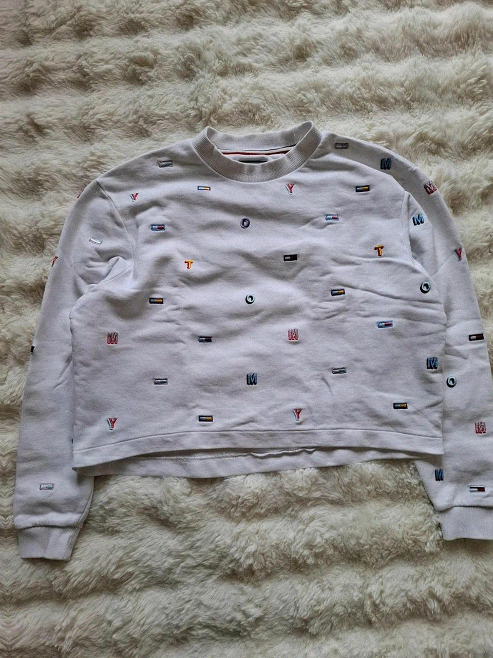 Crop Top Sweat-shirt Brodé Blanc Tommy Jeans T.S (36) – Tommy Hilfiger – taille S / 36 / 8 2