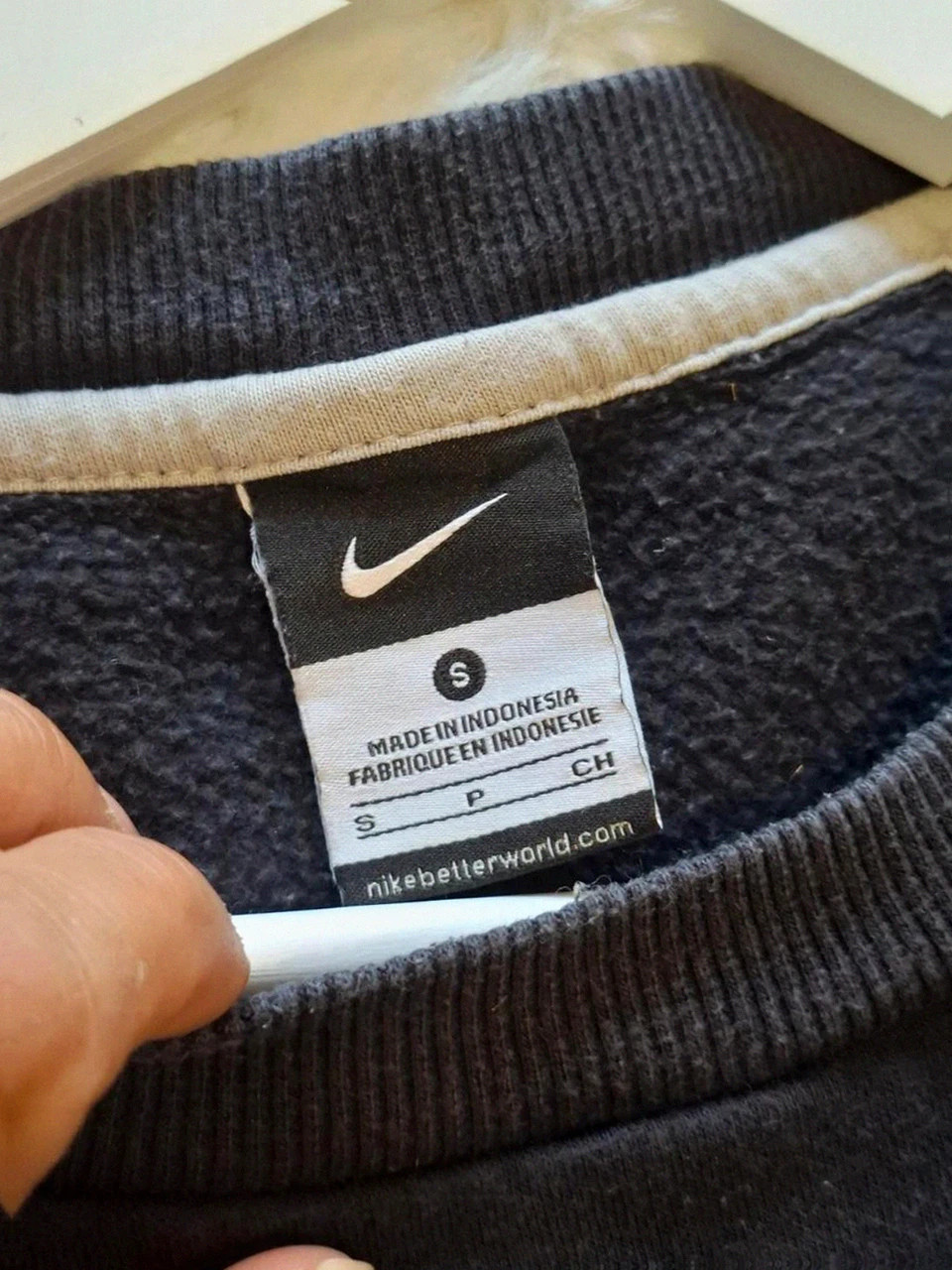 Pull / Sweat-shirt Noir & Gris Nike T.S (36) – Nike – taille S 4