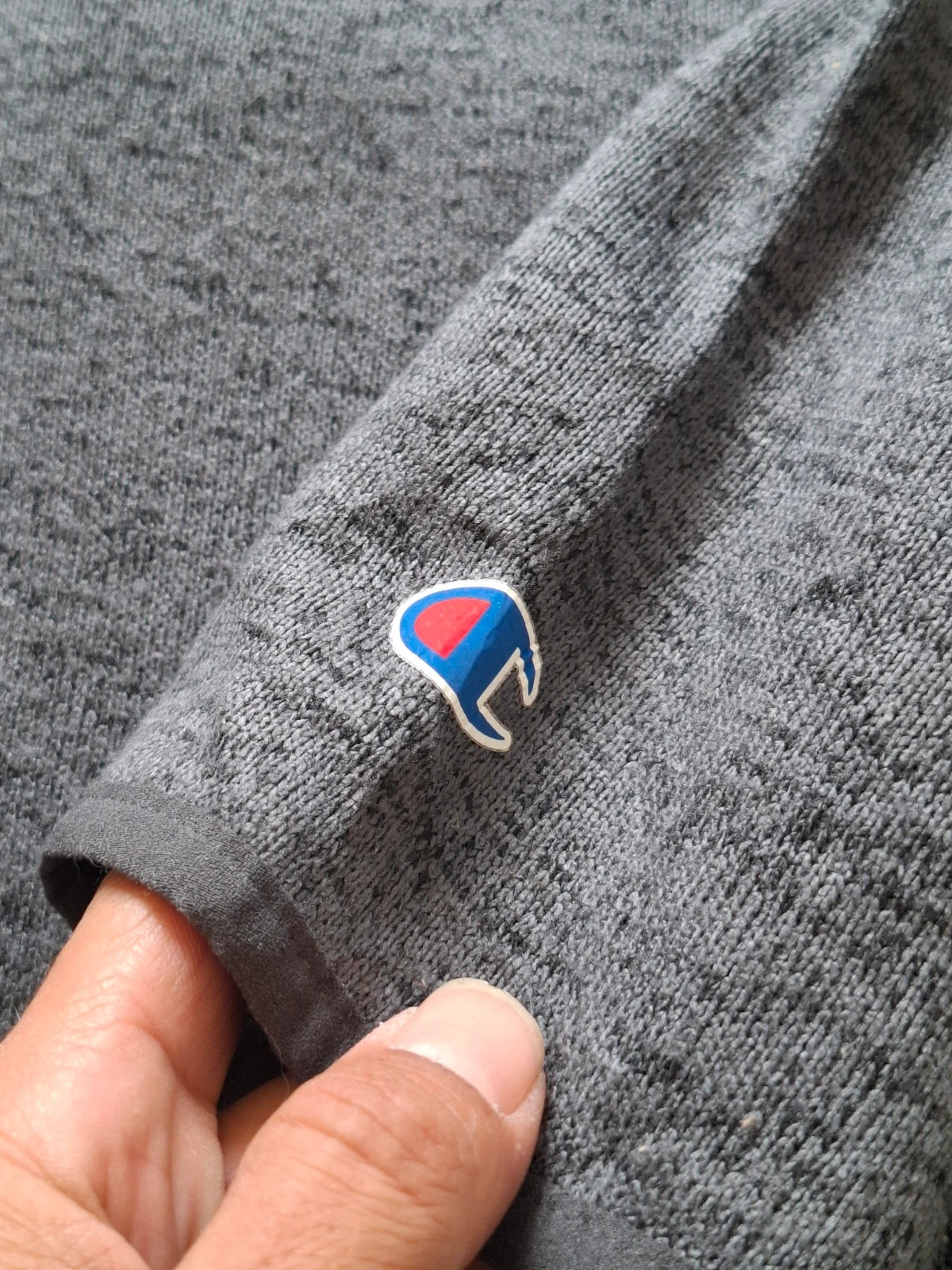 Sweat / Pull Rétro Zippé UCLA Champion Gris Chiné T.M / M – Champion – taille M 3