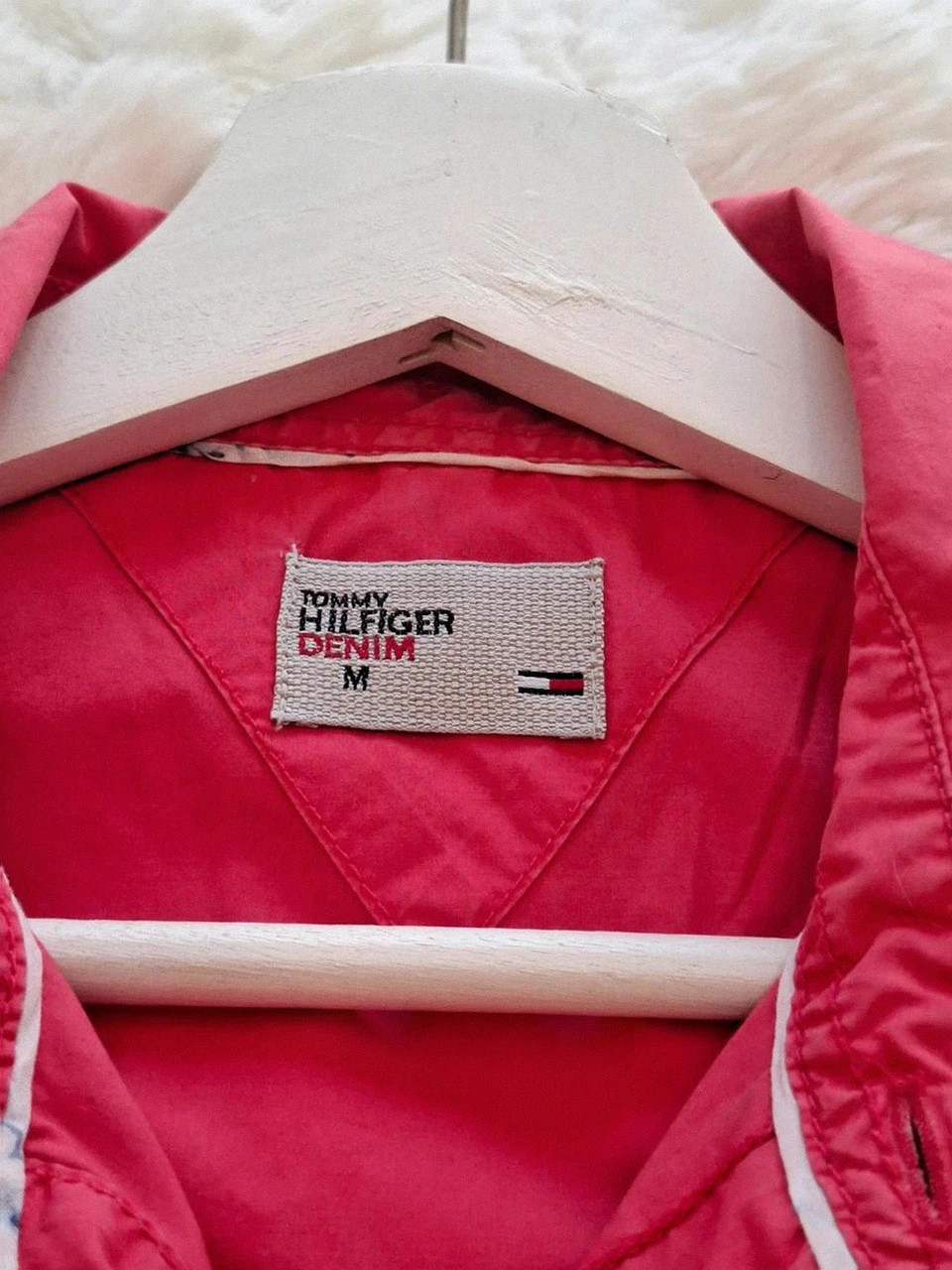 Chemise à Manches Courtes Rétro Tommy Hilfiger Denim - Rose Corail Vif - Taille M – Tommy Hilfiger – taille M 3