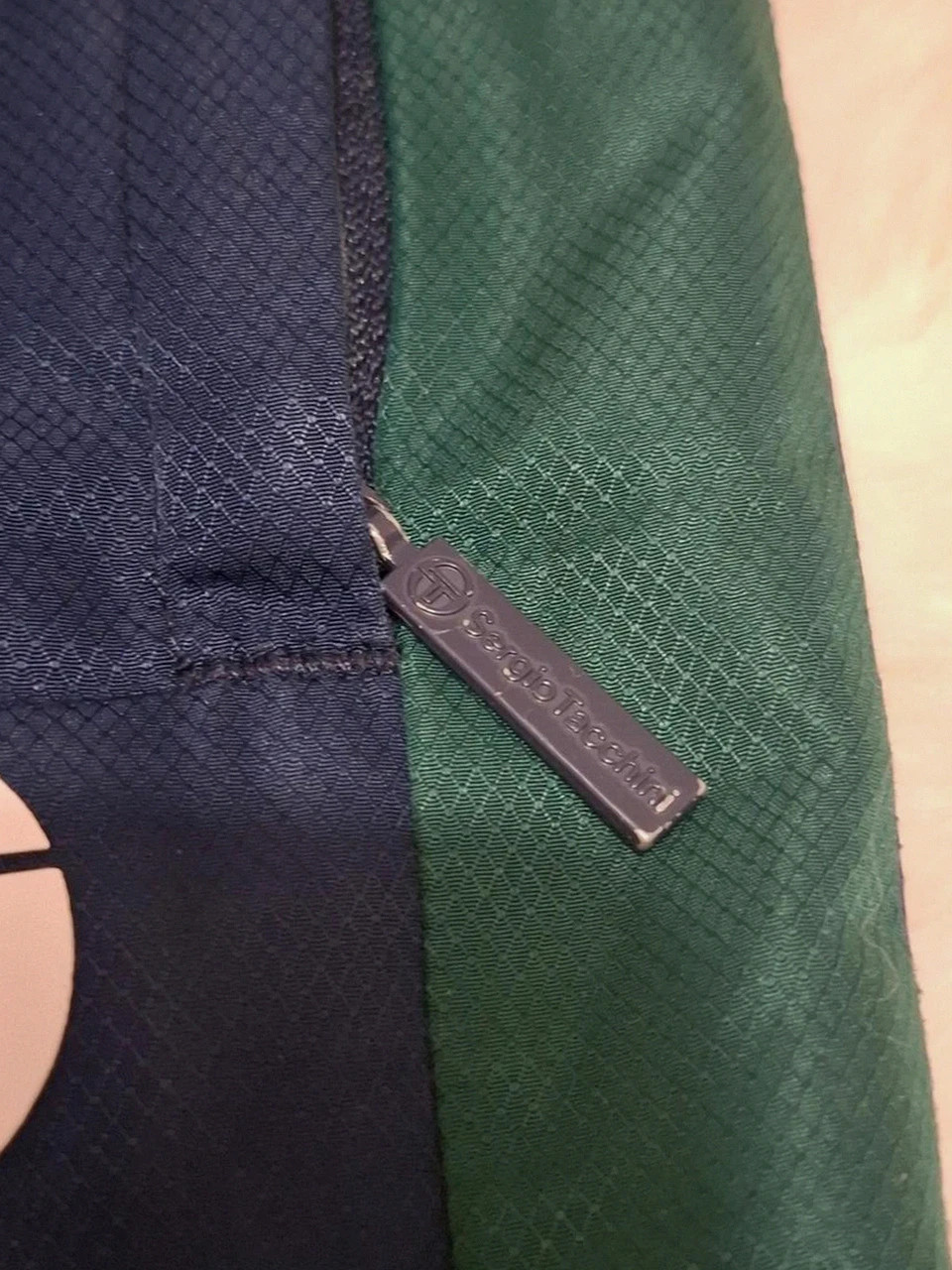 Pantalon de survêtement / Jogging Sergio Tacchini - Vert & Bleu - 14 ans (S) – Sergio Tacchini – taille 13 ans / 158 cm 4