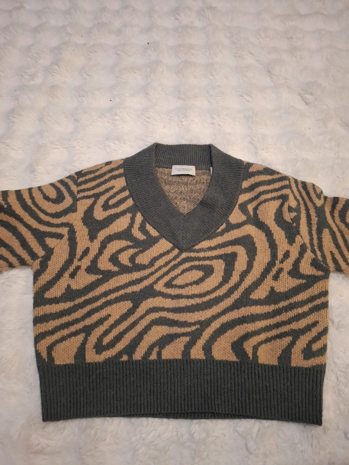 Pull Crop Boxy à Motifs / Col V Scotch & Soda T.S / S – Scotch & Soda – taille S / 36 / 8 4