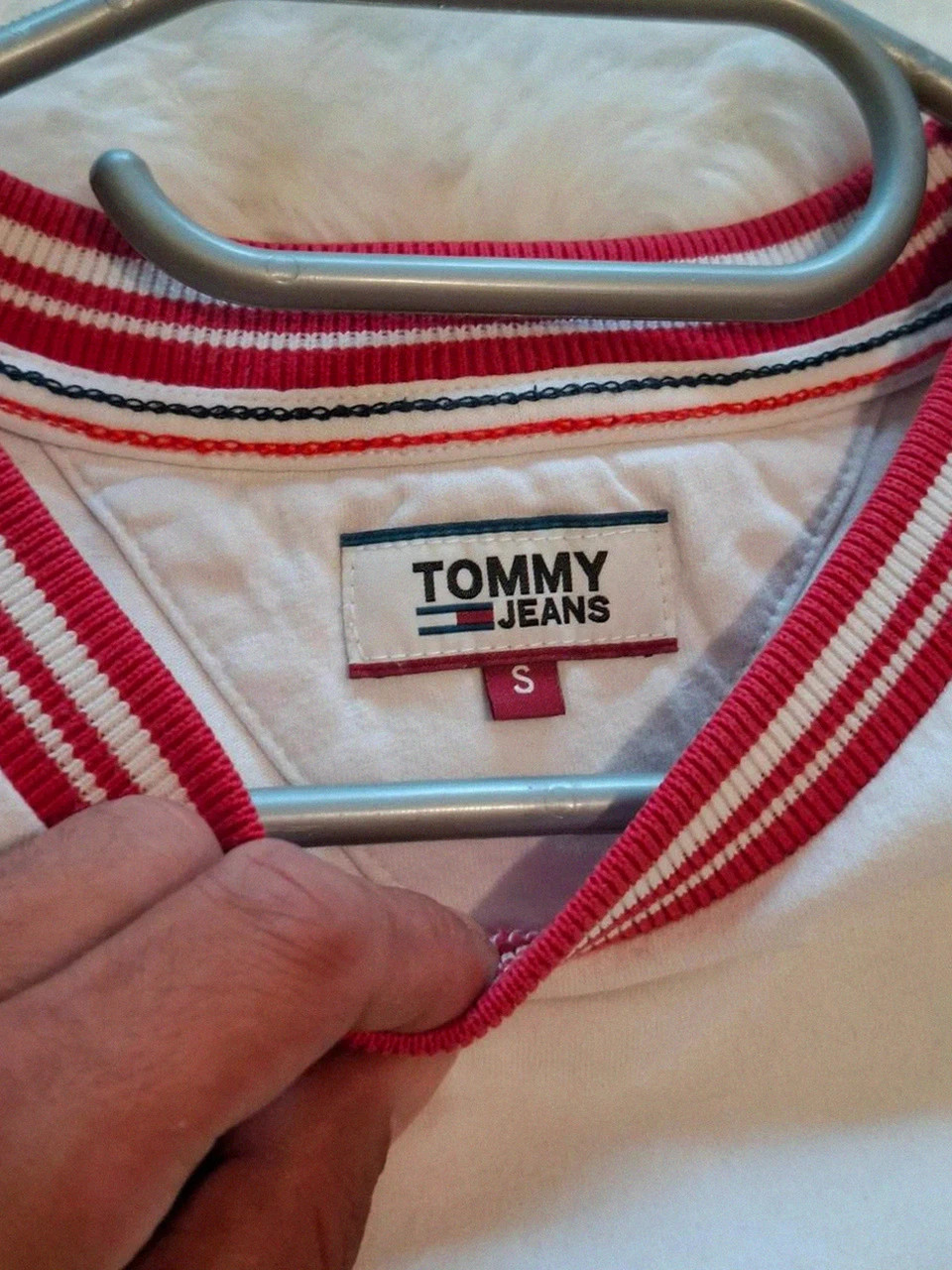 T-shirt Tommy Jeans col rayé rouge blanc - Taille XS – Tommy Hilfiger – taille S / 36 / 8 5