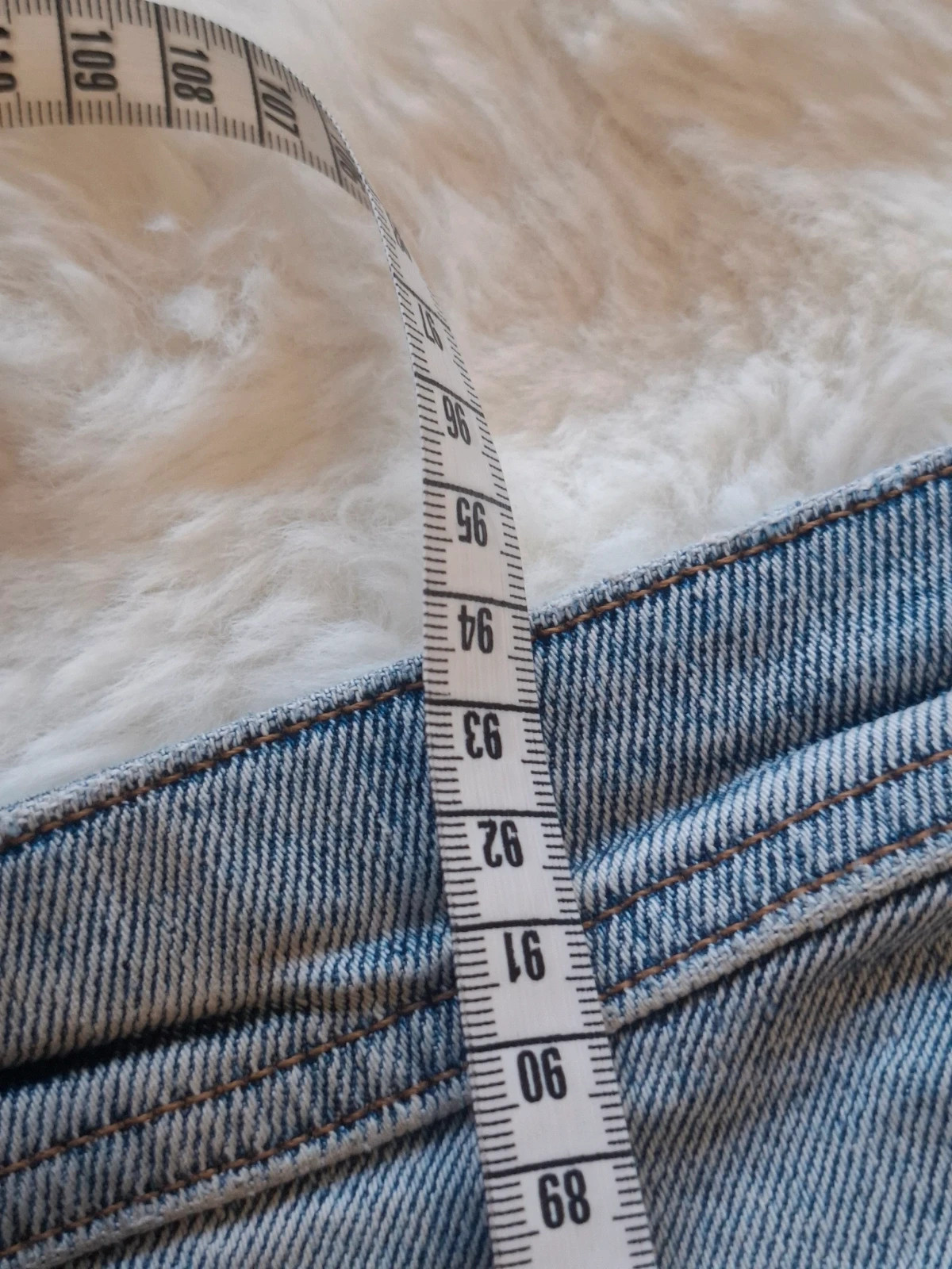Jean / Denim River Island – Délavé clair avec bandes latérales – Taille UK 30S / EUR 76S – River Island – taille W30 | FR 40 5